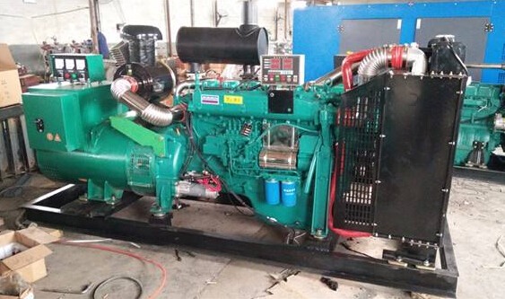 山东潍柴二手发电机大型柴油发电机组