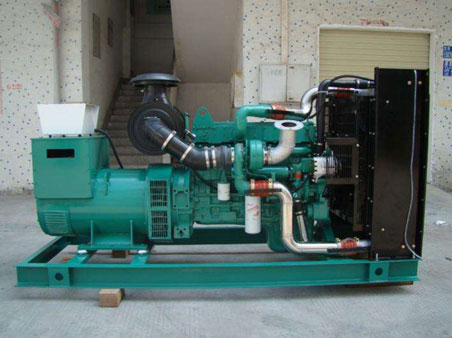山东1100kw康明斯柴油发电机组